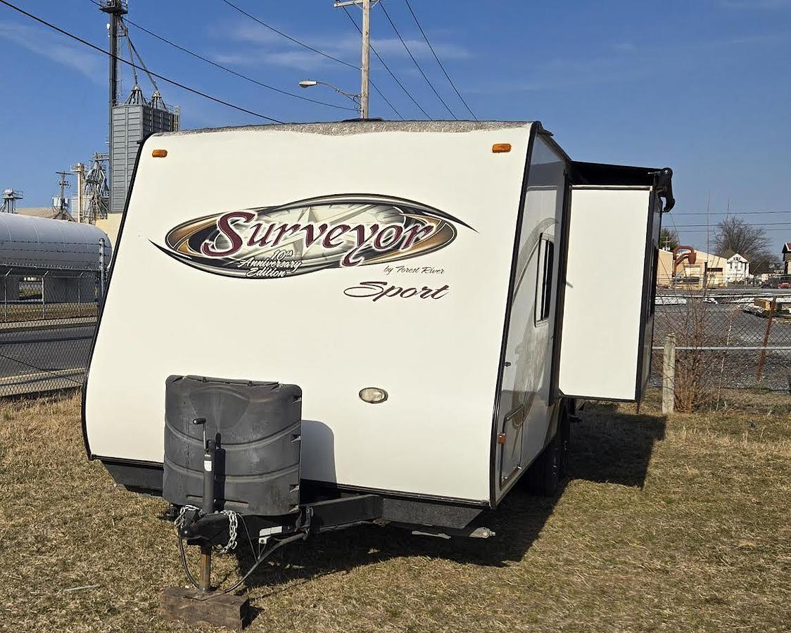 Used 2013 Forest River Surveyor SP-220 Travel Trailer