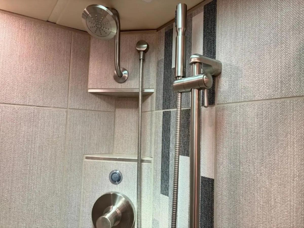 Used 2020 Newmar London Aire 4559