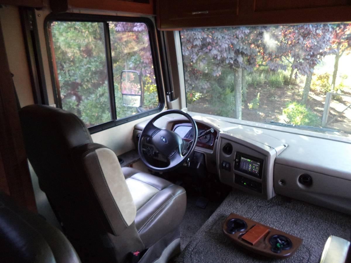 Used 2017 Fleetwood Flair 29T