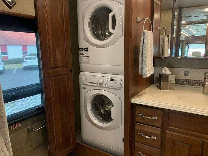 Used 2016 Winnebago Itasca Meridian 42E