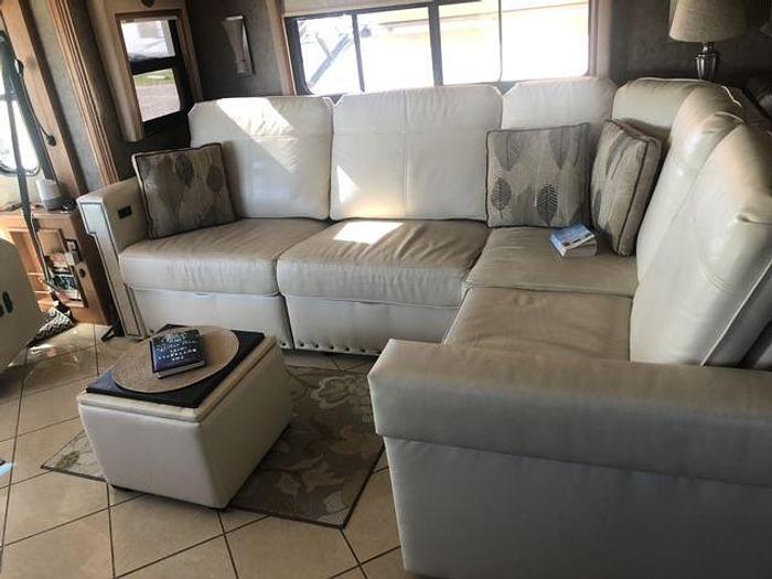 Used 2013 Winnebago JOURNEY 40U