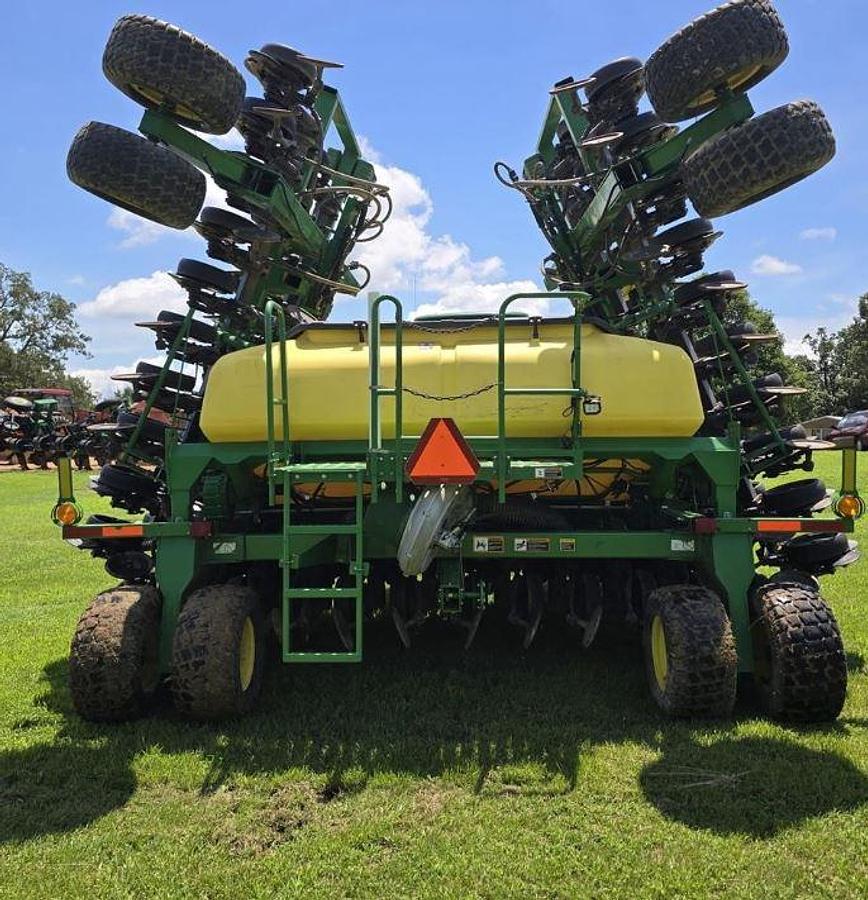 Used 2014 John Deere 1990CCS