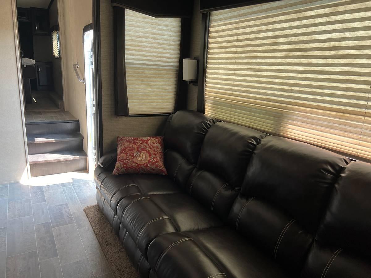 Used 2017 Dutchman Voltage Triton 3551 Fifth Wheel Toy Hauler