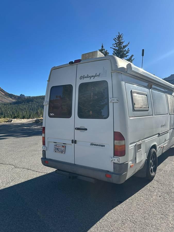 Used 2002 Mercedes-Benz / Freightliner