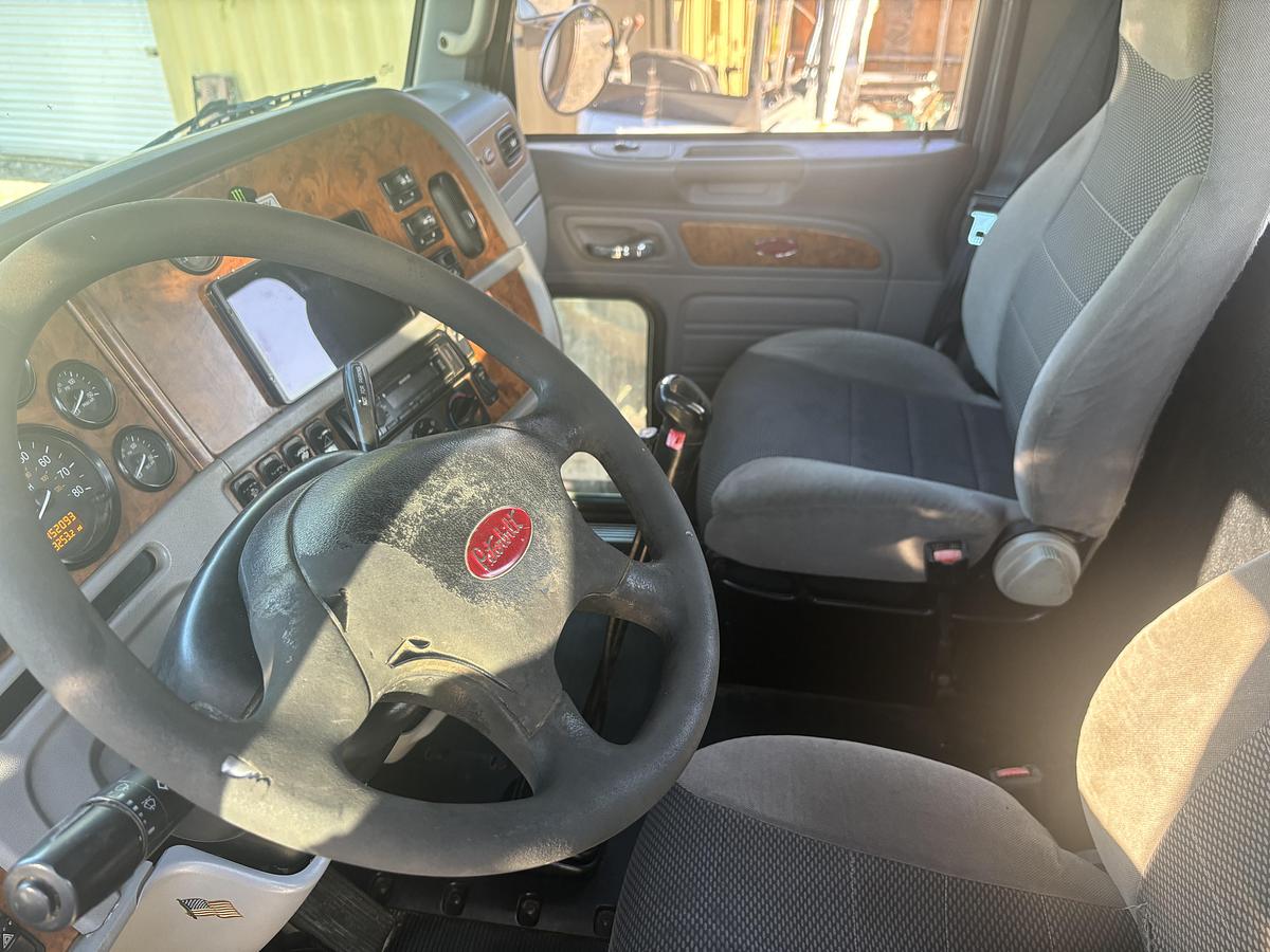 Used 2009 Peterbilt 386 Dump Truck