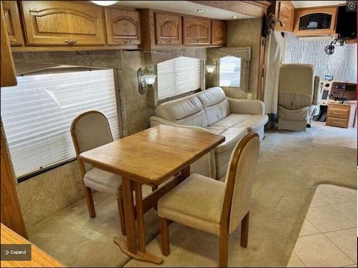 Used 2004 Travel Supreme Envoy 40DS04