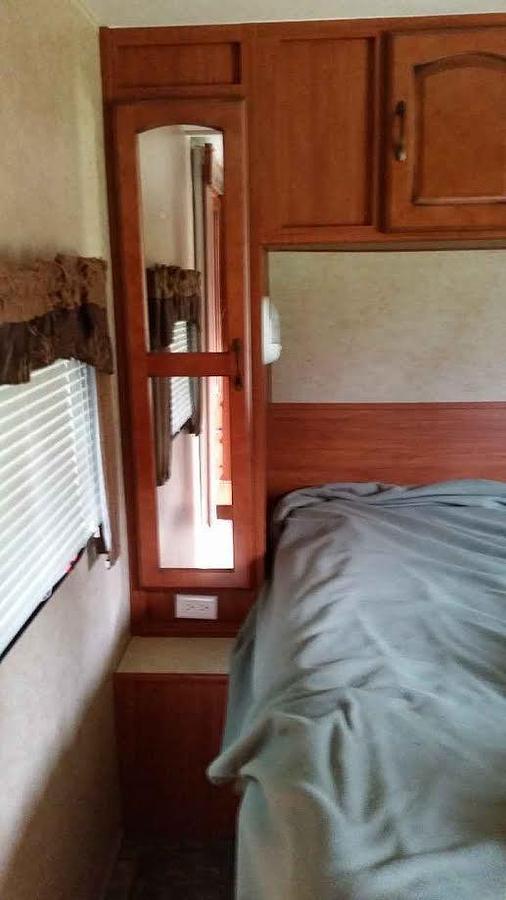 Used 2013 Forest River Surveyor SP-220 Travel Trailer