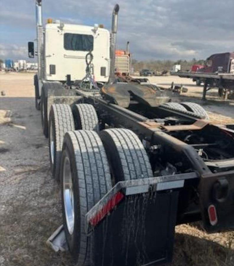 Used 2020 Kenworth T880