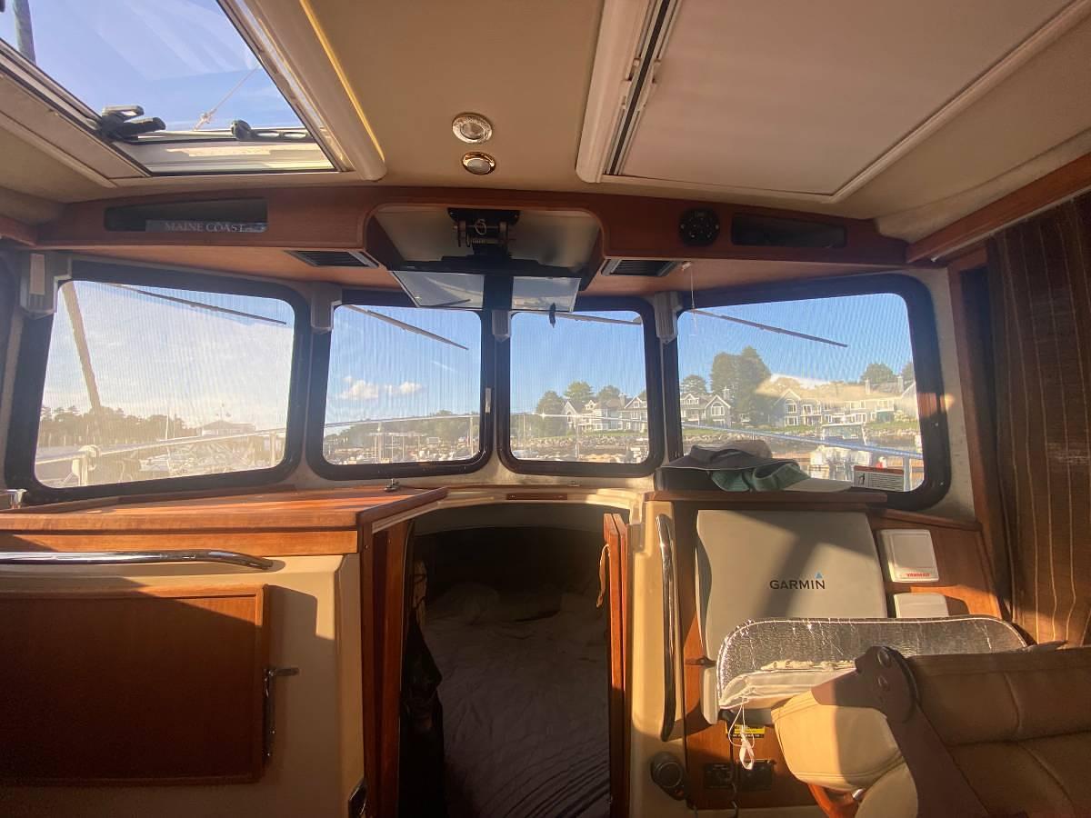 Used 2011 Ranger Tug R29