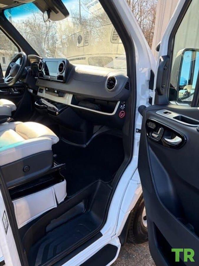 Used 2023 Airstream Interstate 19
