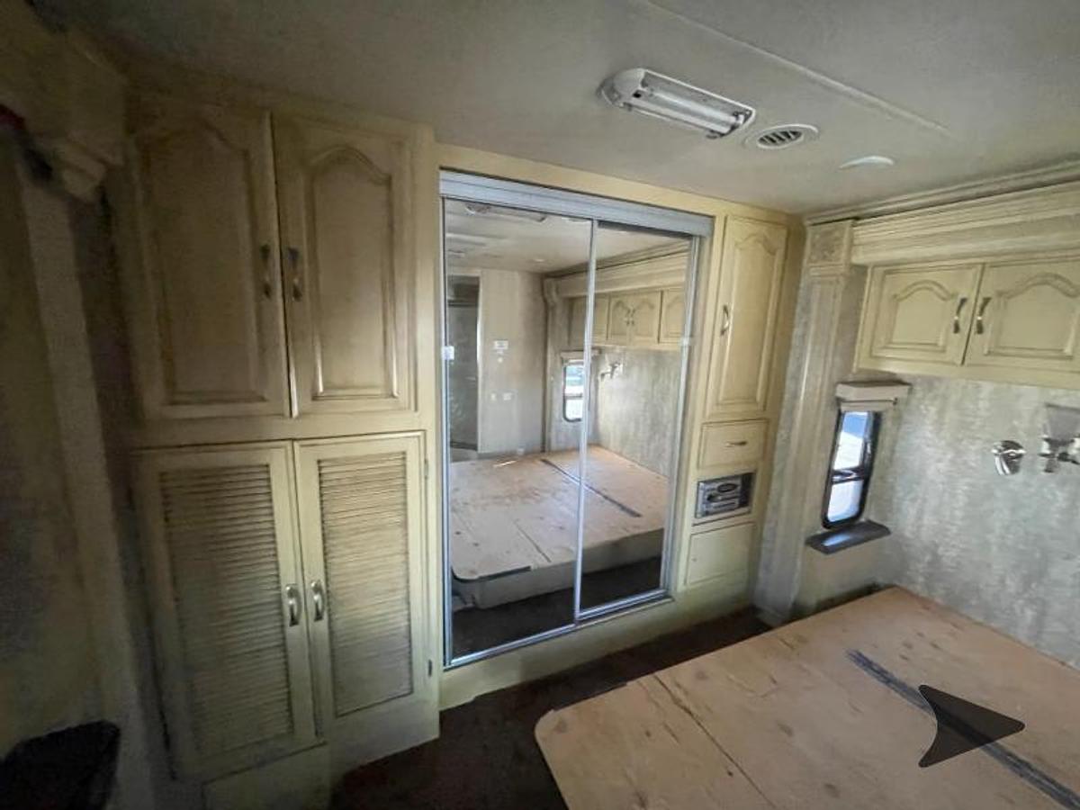 Used 2007 Coachmen RV Sportscoach Legend 40QS Class A Motorhome