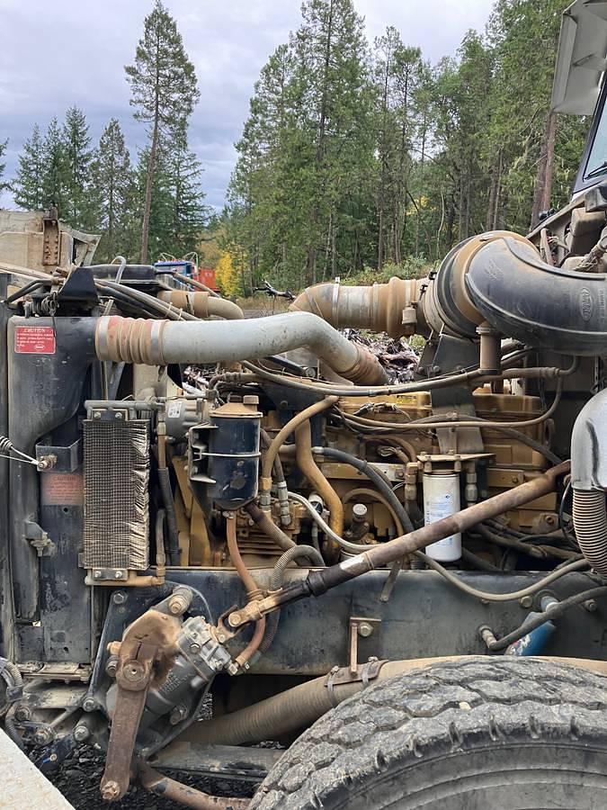 Used 1995 Peterbilt Water Truck