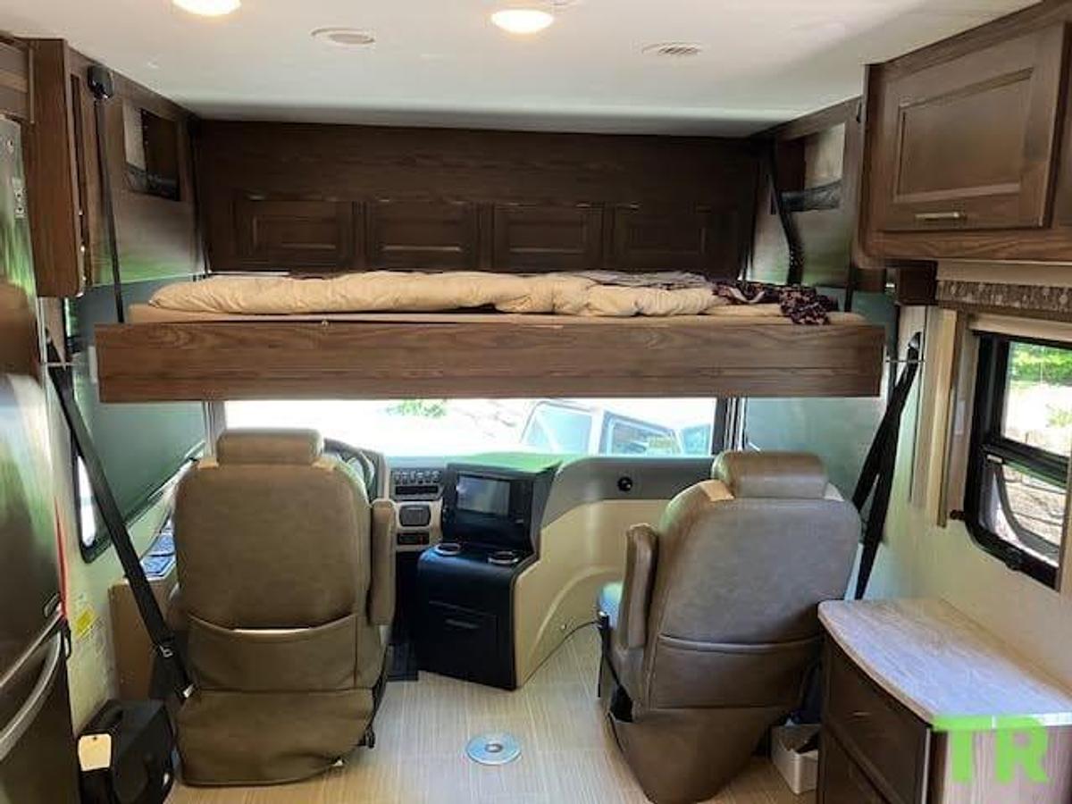 Used 2019 Coachmen Sportscoach Cross Country SRS 365RB