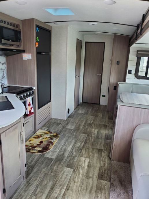 Used 2021 CrossRoads Sunset Trail 289QB