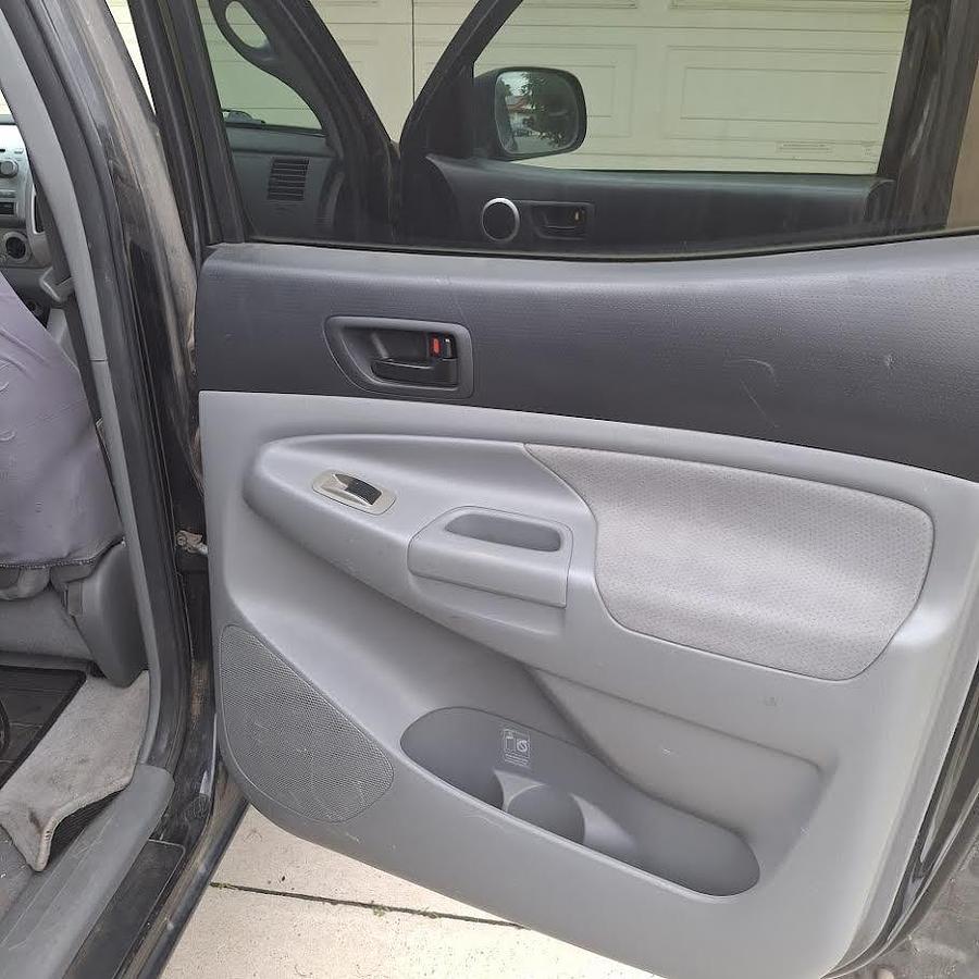 Used 2006 Toyota Tacoma Pickup Truck