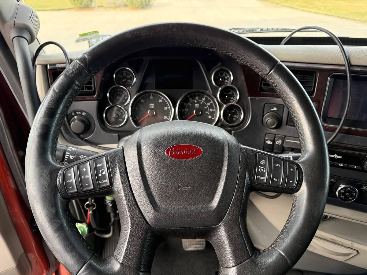Used 2021 Peterbilt 579