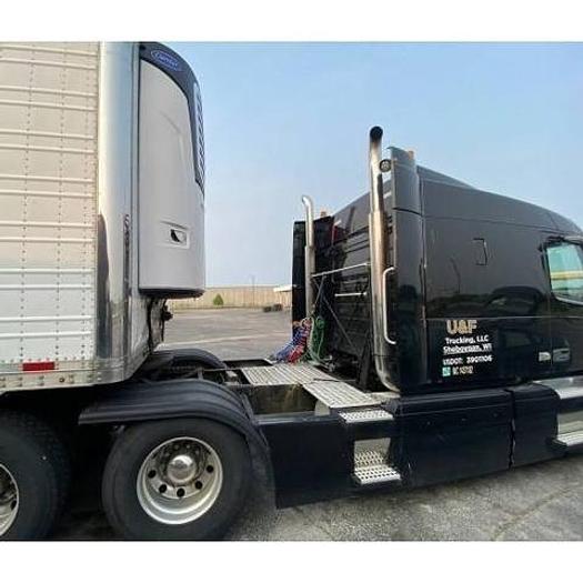 Used 2009 Volvo VNL64