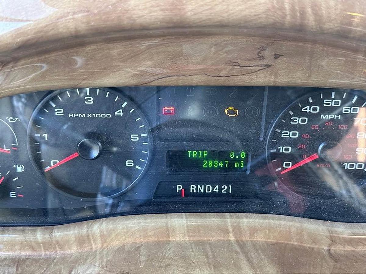 Used 2017 Thor Motor Coach Hurricane