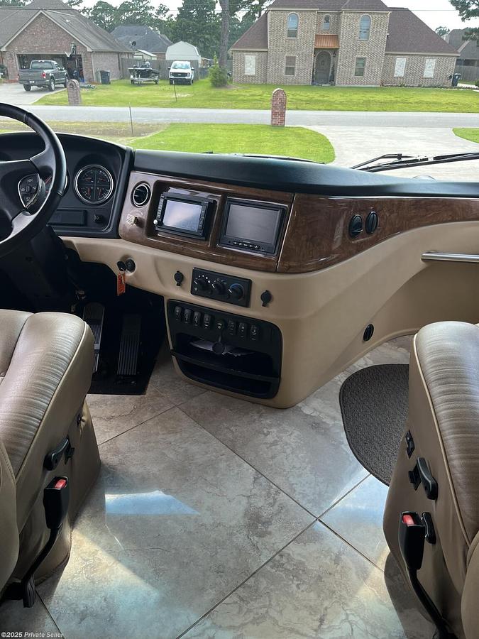 Used 2014 Fleetwood Discovery 40E Class A Motorhome