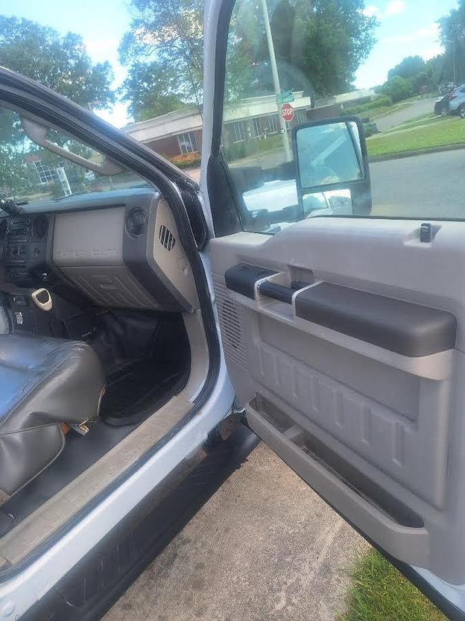 Used 2008 Ford F-350 Utility Truck