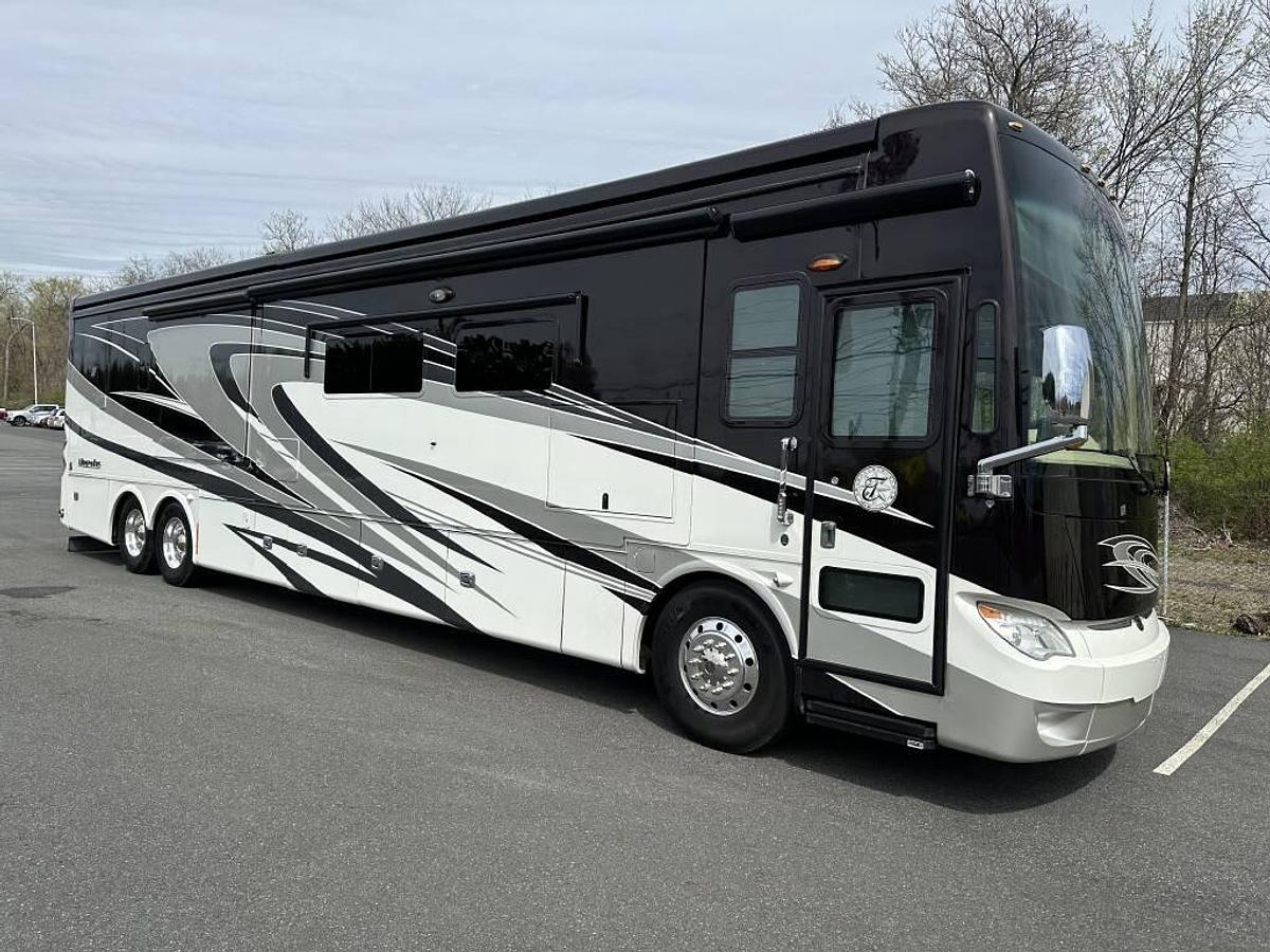 Used 2014 Tiffin Motorhomes Allegro Bus 45 LP