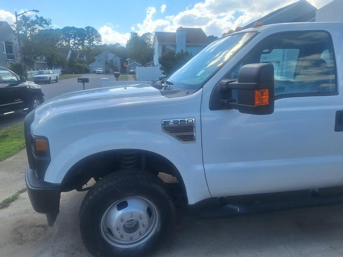 Used 2008 Ford F-350 Utility Truck