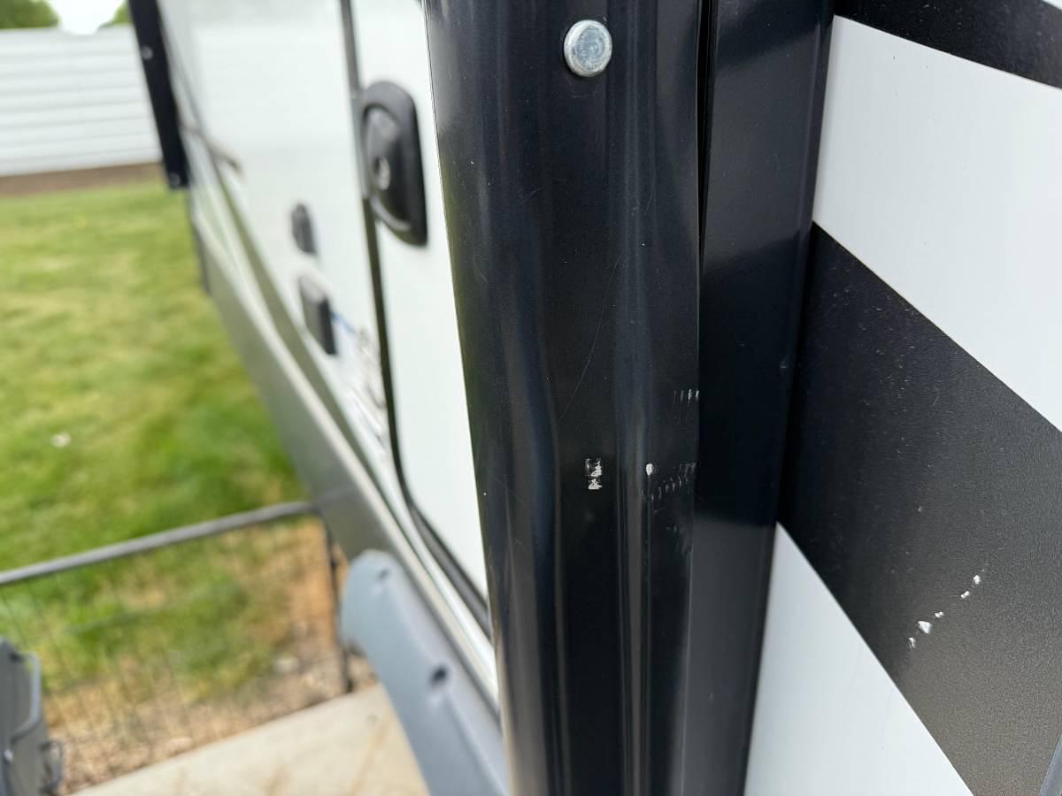 Used 2019 Forest River Rockwood Signature Ultra Lite 8299BS Fifth Wheel