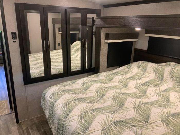 Used 2021 Jayco North Point 387FBTS