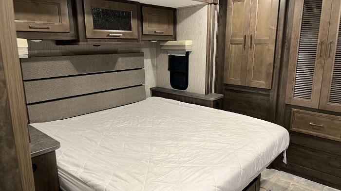 Used 2021 Coachmen Sportscoach SRS 376ES