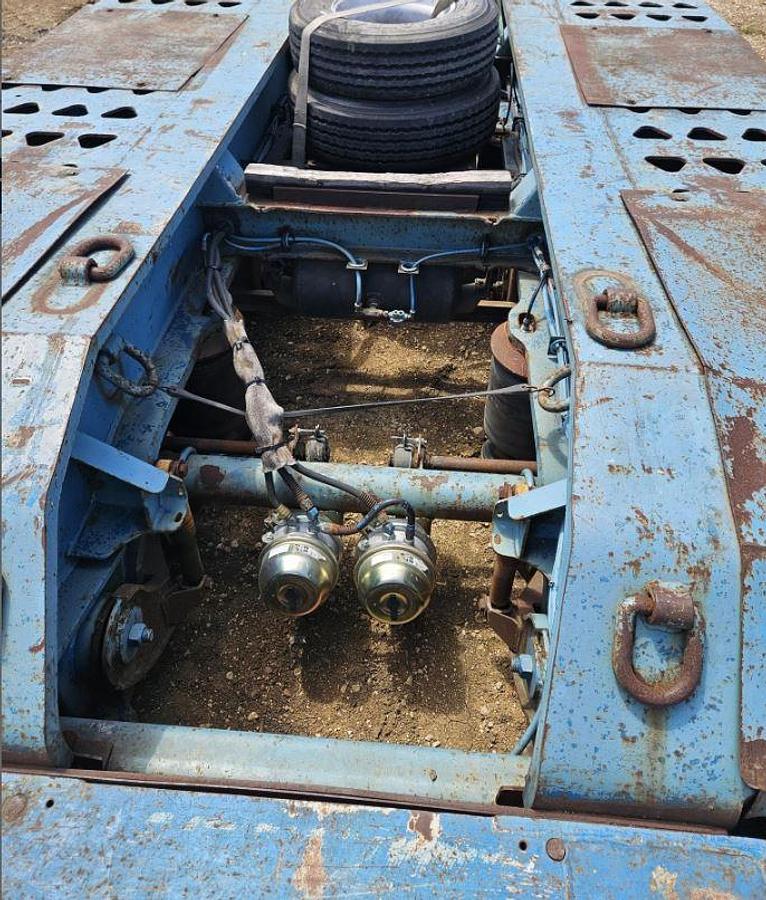 Used 2006 TRAIL KING TK130HDG 120 in Lowboy Trailer