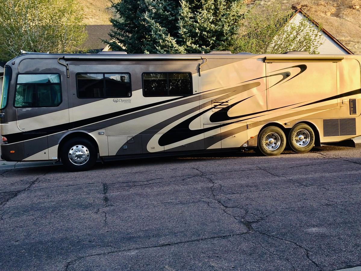 Used 2003 Monaco Dynasty 38 Earl