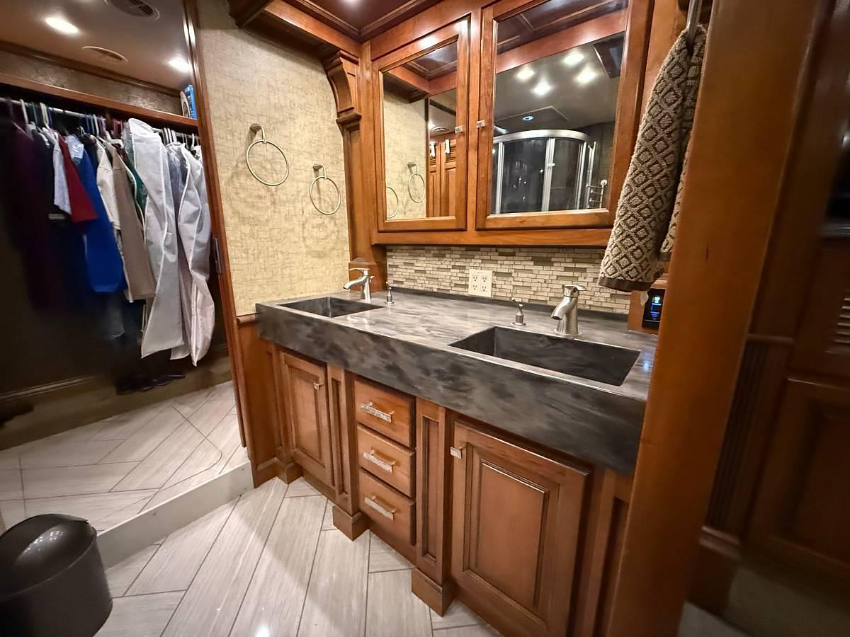 Used 2014 Tiffin Motorhomes Allegro Bus 45LP