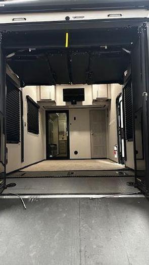 Used 2023 Keystone Fuzion 427