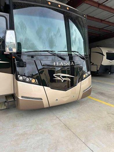 Used 2013 Itasca Meridian 34B