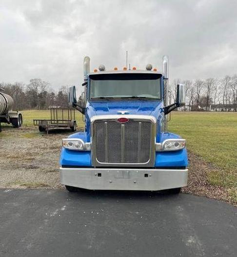 Used 2021 Peterbilt 567
