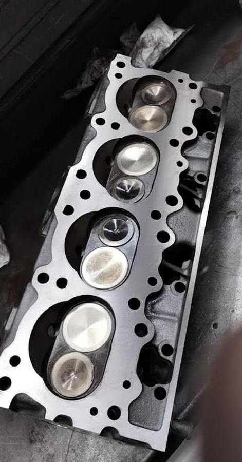 Used 2007 KENWORTH W900 Sleeper Semi