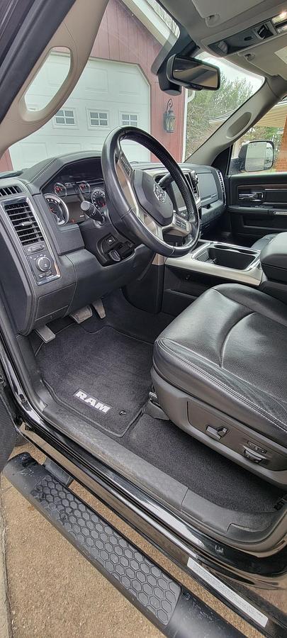 Used 2023 Vanleigh Vilano 320GK Fifth Wheel