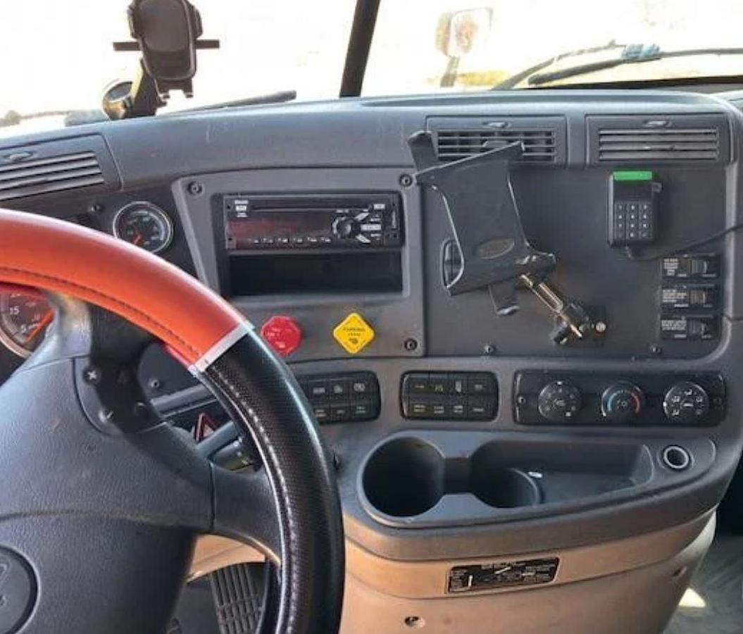 Used 2017 Freightliner Cascadia 125 Evolution