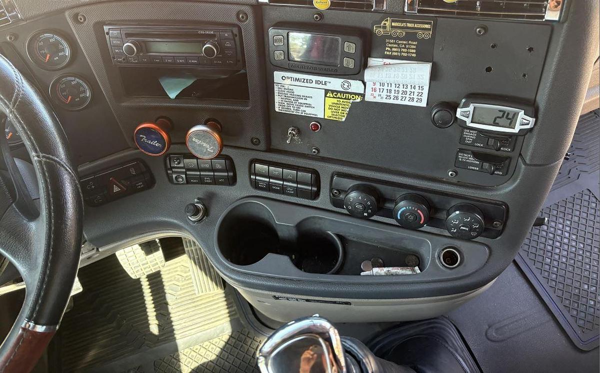 Used 2015 FREIGHTLINER CASCADIA 125