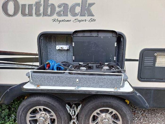 Used 2015 Keystone Outback 298RE
