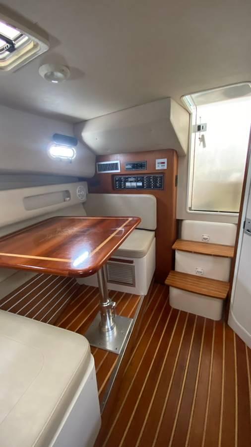 Used 2001 Pursuit 3000 Express