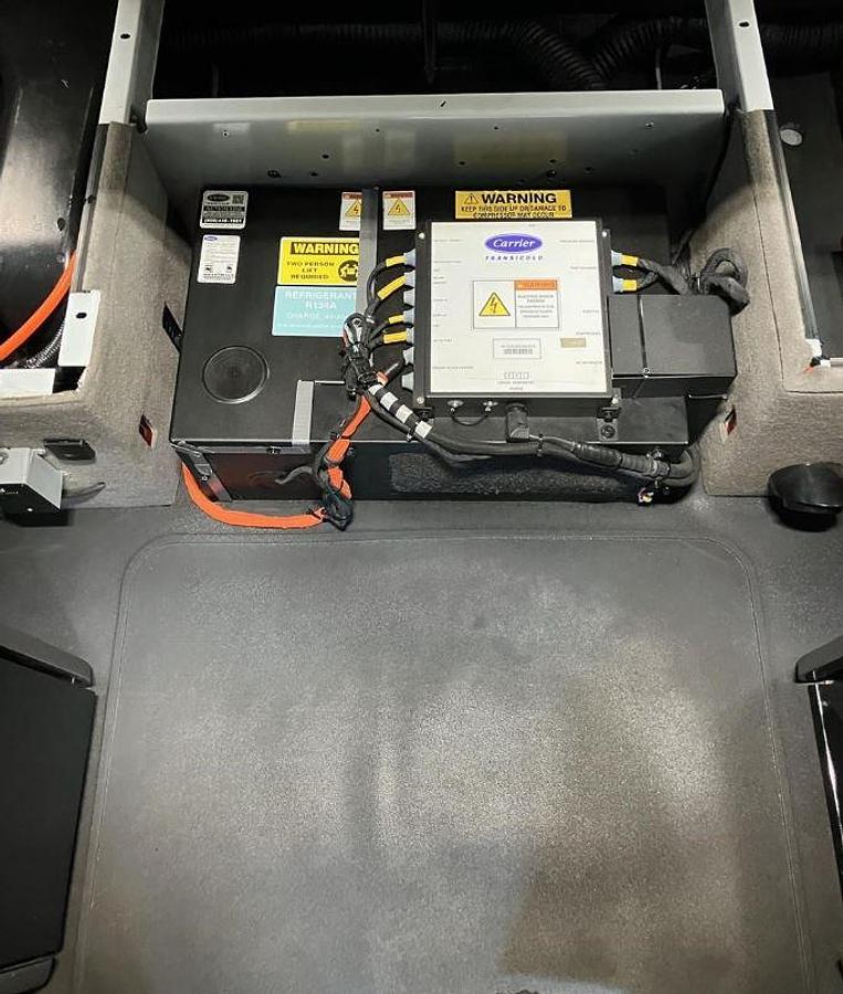 Used 2025 INTERNATIONAL LT Conventional Sleeper Semi