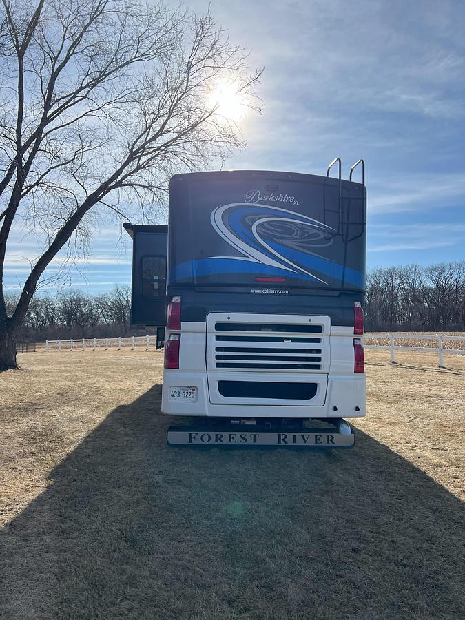 Used 2018 Forest River Berkshire XL 40C