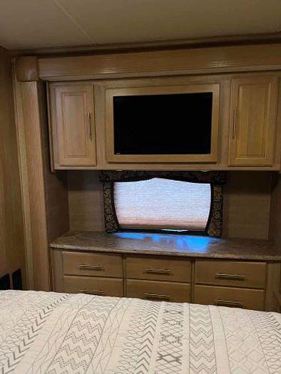 Used 2014 Coachmen Sportscoach 405FK