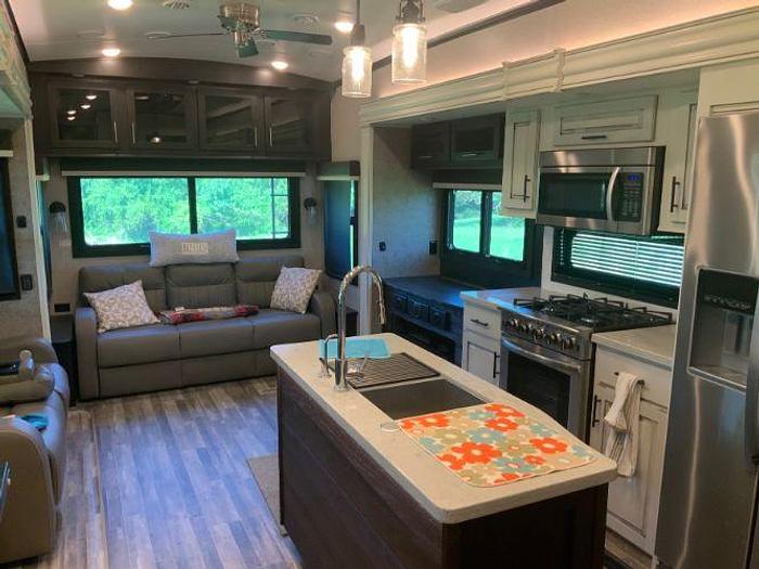 Used 2021 Jayco North Point 387FBTS