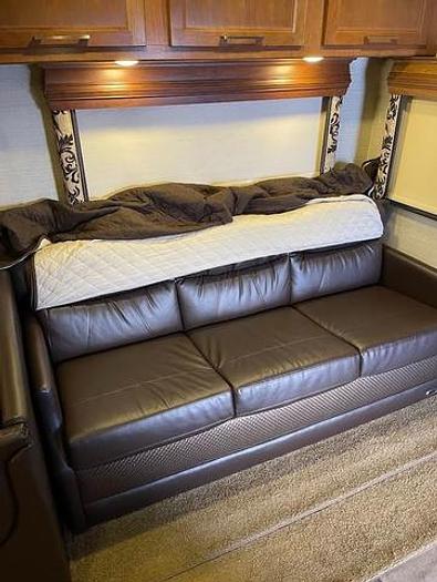 Used 2018 Jayco Seneca 37TS