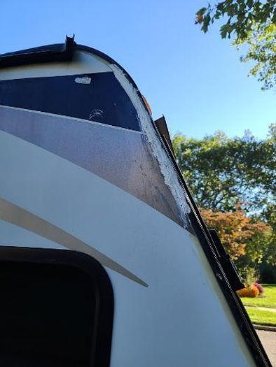 Used 2018 Palomino SolAire Expandable 147X