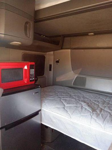 Used 2018 INTERNATIONAL Semi Truck