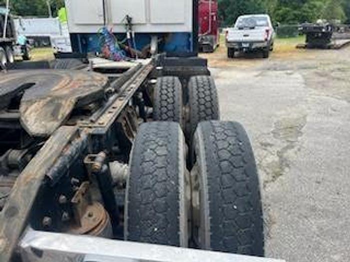 Used 2013 KENWORTH T660