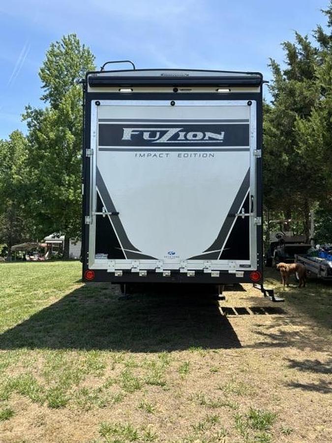 Used 2025 Keystone Fuzion Impact 367